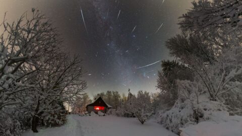 V noci na sobotu 14. prosince vyvrcholí meteorický roj Geminid. Nejlepší viditelnost bude po půlnoci