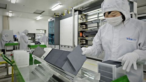 USA zvyšují cla na materiály pro výrobu zelených technologií. Čína má prý „škodlivé praktiky“