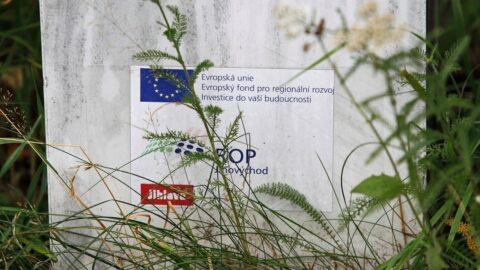 Česko a EU: Bilionový zisk na dotacích použitý často bez rozmyslu. NKÚ varuje před množstvím projektů s nízkou přidanou hodnotou