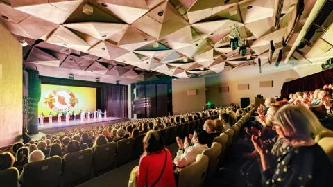 Postsovětská země se ocitla pod nátlakem čínského režimu kvůli představení Shen Yun
