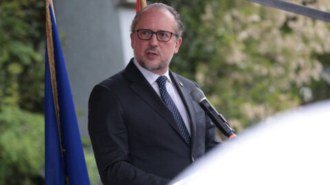 Dočasným rakouským kancléřem se stal Alexander Schallenberg