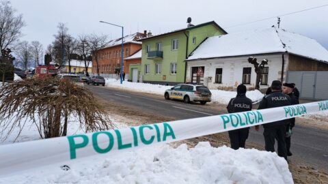 Slovenským gymnáziem otřásla tragédie: Student zabil učitelku a spolužáka, několik dalších zranil