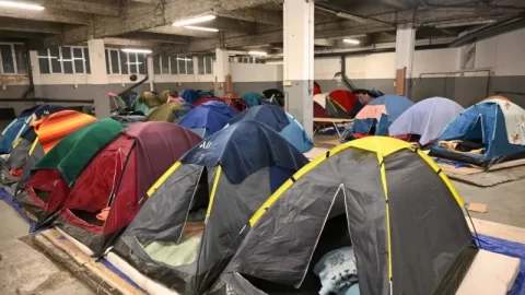 Divadelní krize v Paříži: Okupace uprchlíky přivedla kulturní sektor na pokraj krachu