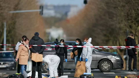 Evropané se necítí bezpečně, proto narůstá podpora krajní pravice, říká rabín