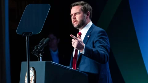 USA se zavázaly podporovat náboženskou svobodu ve světě, říká viceprezident Vance