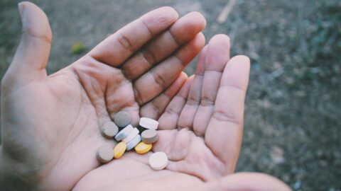 Ohrožení života: Farmaceutická asociace varuje před „paracetamolovou výzvou“ – Co mohou dělat rodiče?