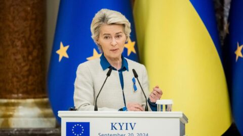 Vrcholní představitelé EU přijeli do Kyjeva na třetí výročí ruské invaze