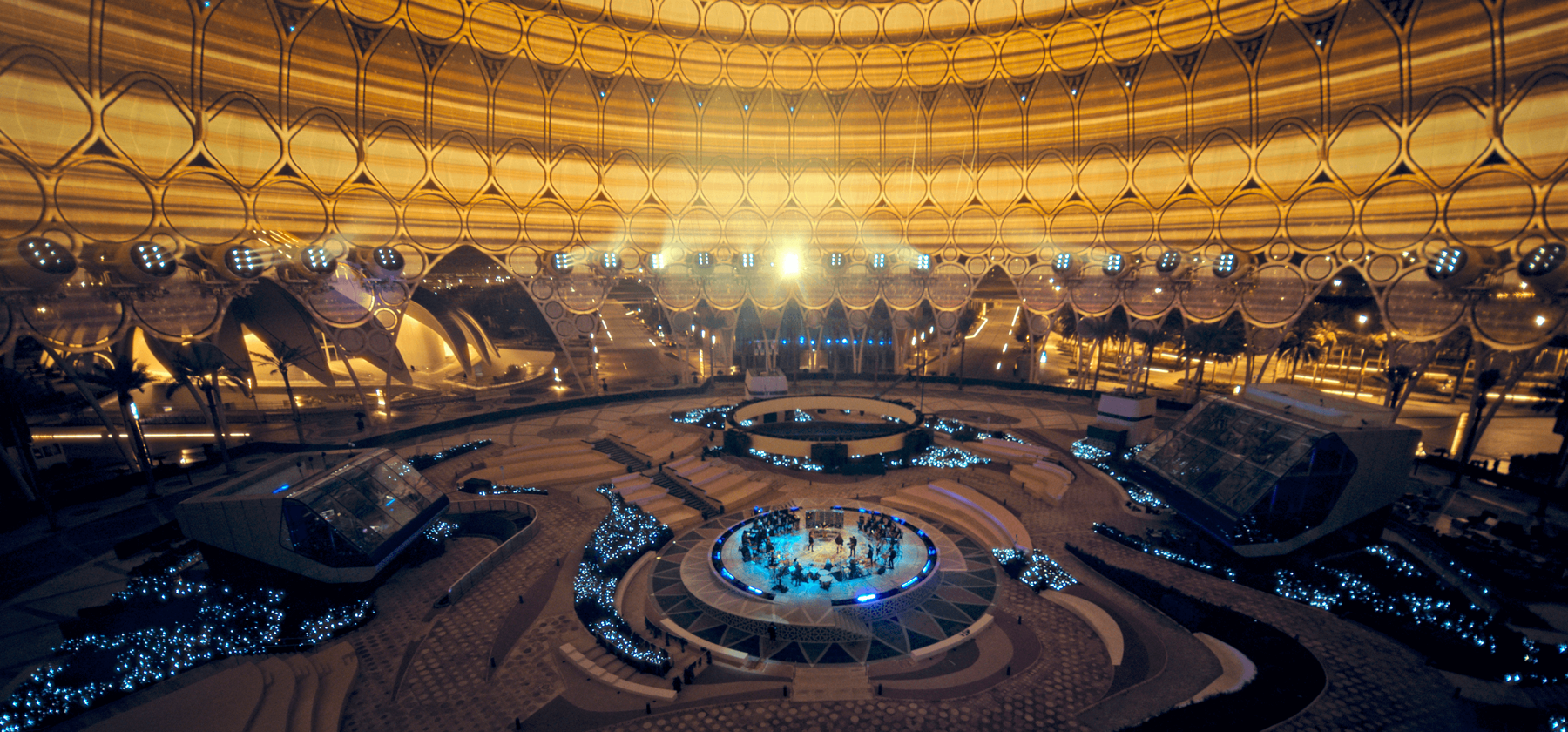 (Hans Zimmer –Diamond in the Desert © 2025 Aerofilms)