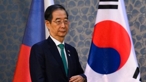 Jihokorejský ústavní soud zrušil odvolání premiéra Han Duk-soa