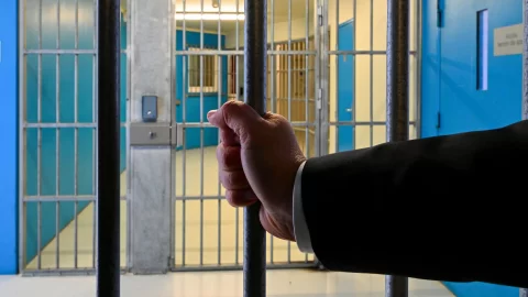 Věznice propustily 309 lidí, většinu z nich tvořili neplatiči výživného