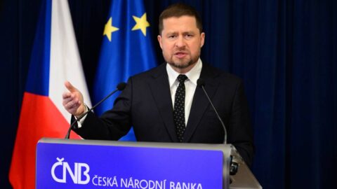 Babiš vyzval guvernéra ČNB Michla ke snížení úrokových sazeb
