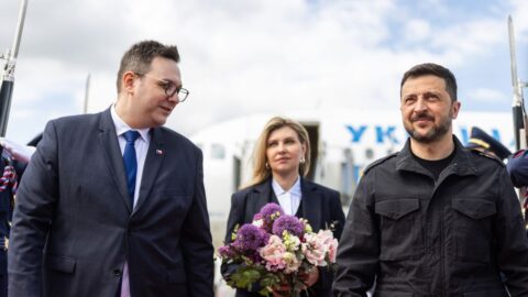 Pavel odpoledne přijme ukrajinského prezidenta Zelenského a jeho ženu Olenu