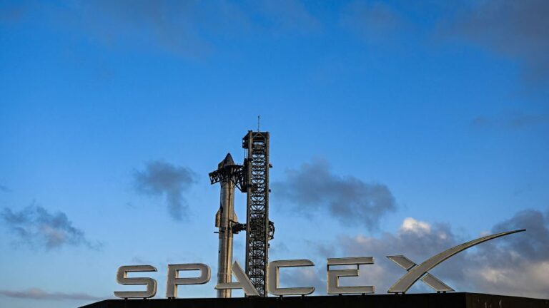 Bloomberg: Investoři z Číny a Hongkongu se nemohou zúčastnit úpisu akcií SpaceX
