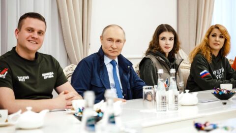 Ruský prezident Putin navštívil Kurskou oblast, jejíž část ovládala Ukrajina
