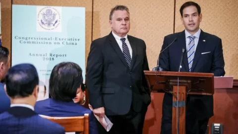 Zákon USA proti nucenému odběru orgánů: Ministr zahraničí Rubio má podpořit jeho přijetí