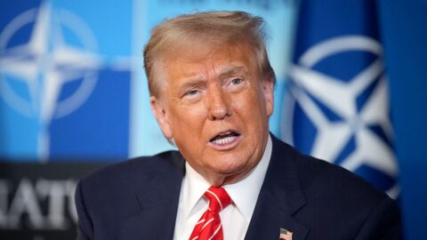 Trump se chystá přicestovat na summit NATO v Ankaře, tvrdí média a ministr