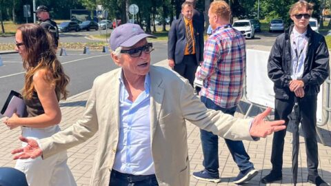 Americký herec a producent Michael Douglas je v Karlových Varech