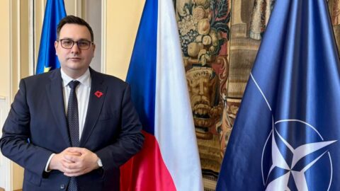 Lipavský uvítal, že Trump bude o jednání s Putinem o Ukrajině informovat Evropu