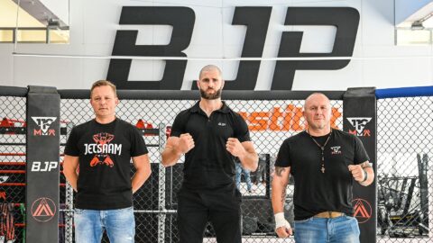 Jiří Procházka otevírá nový tréninkový prostor a pokračuje na cestě za titulem do Las Vegas