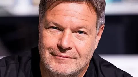 Nedávný aspirant na post kancléře a přední politik Zelených Robert Habeck opouští politiku