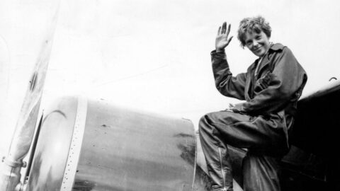 Trump se rozhodl odtajnit veškeré záznamy ohledně zmizení pilotky Earhartové