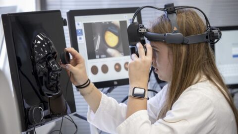 Lékařská fakulta Ostravské univerzity má jako první v ČR novou katedru umělé inteligence