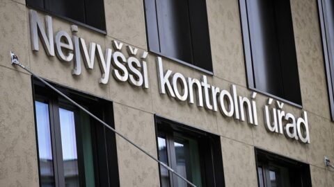 Stát neřídí své podíly ve firmách podle vlastních pravidel, zjistil NKÚ