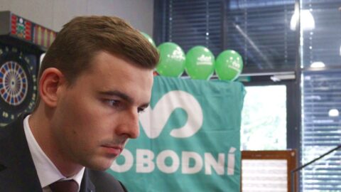 „Nechceme, aby docházelo ke kumulaci funkcí poslance a ministra.“ Rozhovor s předsedou Svobodných