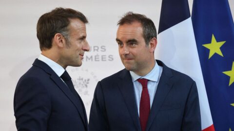 Macron jmenoval do funkce šéfa vlády znovu Sébastiena Lecornua