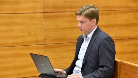 Hudeček dostane 1,3 mil. Kč jako odškodné za ušlý zisk kvůli opencard, rozhodl soud