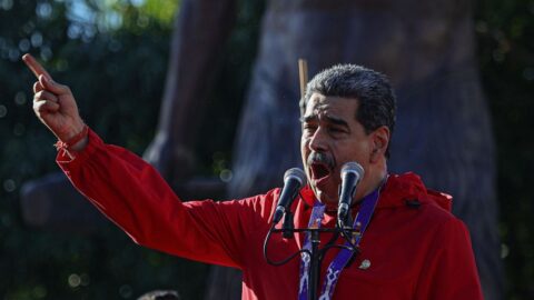 Venezuela se po tlaku Washingtonu obrací o pomoc na Rusko a Čínu