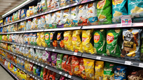 Ultrazpracované potraviny jsou spojeny se zvýšeným rizikem prekancerózy tlustého střeva, uvádí studie