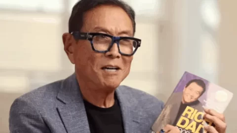 Autor bestselleru „Bohatý táta, chudý táta“ Kiyosaki varuje: Marxisticky ovlivněné myšlení ohrožuje školství i finanční systém