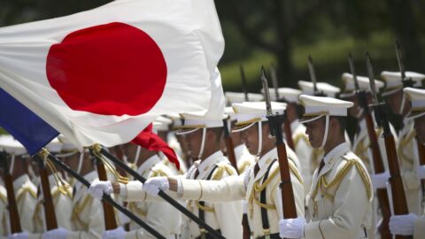 Japonská vláda schválila návrh rekordního obranného rozpočtu