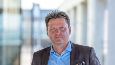 Nový sněmovní Podvýbor pro svobodu slova zřejmě povede Radek Vondráček, říká zdroj blízký Sněmovně
