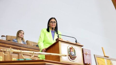 Prozatímní prezidentka Venezuely oznámila plán na amnestii politických vězňů