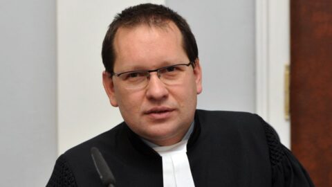 Širší vedení Nejvyššího kontrolního úřadu by mohl doplnit bývalý ústavní soudce Suchánek