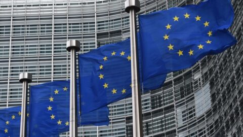 Evropa se musí postavit návratu bloků