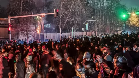 Proč se mlčí ke zvěrstvům íránského režimu?