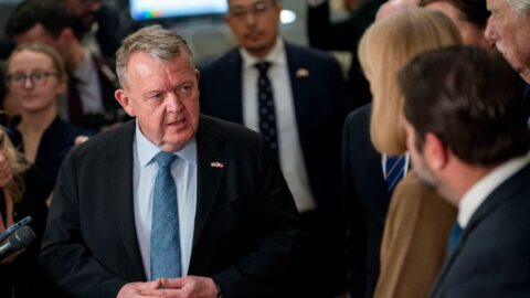 Dánsko, Grónsko a USA se stále v základních věcech neshodnou, uvedl dánský ministr. NATO posílá do Grónska posily