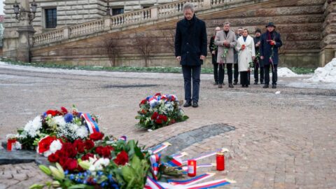Vystrčil u památníku Jana Palacha připomněl důležitost ochrany demokracie a svobody slova