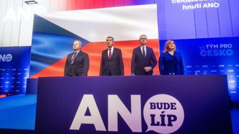 Babiš podle očekávání obhájil post předsedy hnutí ANO, Havlíček post místopředsedy