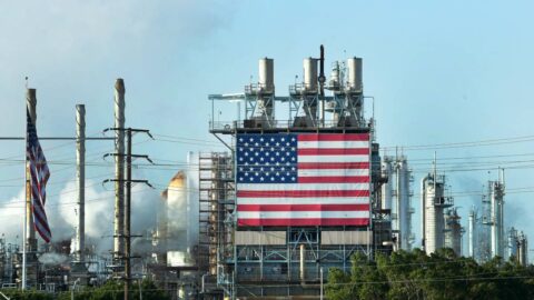 Japonsko investuje do tří projektů v USA za 36 miliard dolarů, oznámil Trump