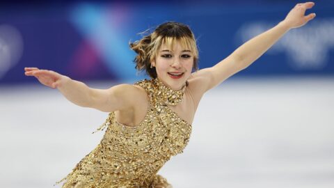 Americká krasobruslařka Alysa Liu získala olympijské zlato, její otec dál odmítá reprezentaci Číny