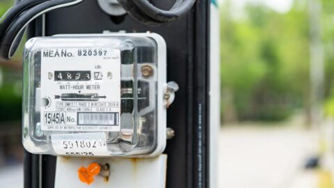 Spotřeba elektřiny, plynu i tepla v roce 2025 stoupla