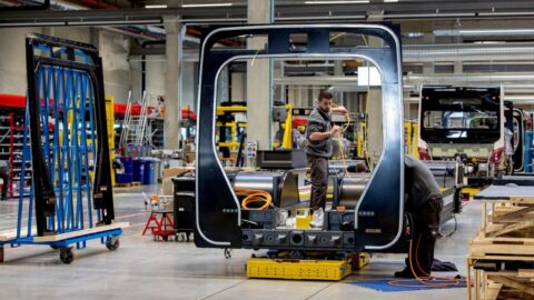 Šéf průmyslu EU vyzývá k prosazení strategie „Made in Europe“