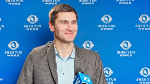 Lotyšský pianista a skladatel: Shen Yun je mimořádně krásný