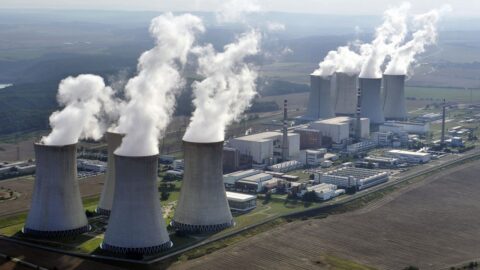 Energetický sektor rostl vloni nejvíc ze všech