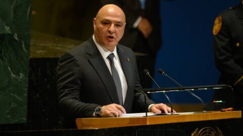 Libanonský prezident obvinil Hizballáh ze snahy o zhroucení libanonského státu, chce jednat s Izraelem