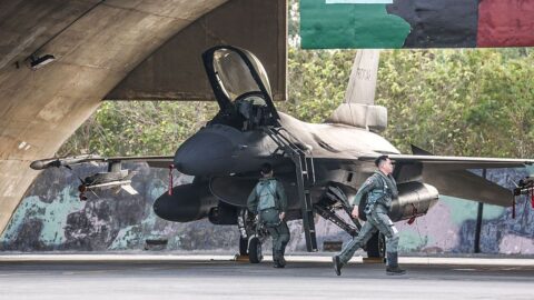 Tchaj-wan hlásí návrat rozsáhlých čínských vojenských letů